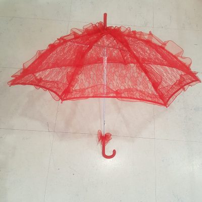 sombrilla de encaje roja